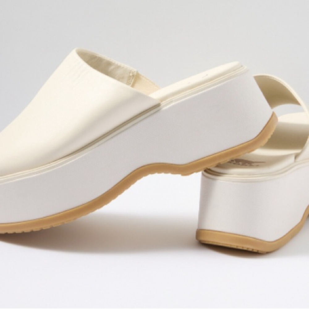 Dayspring Slide Sandal size 8.5